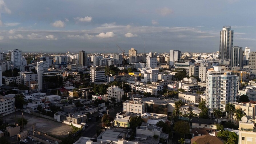 La Economía Dominicana Crece un 4.5% en el Primer Semestre de 2026