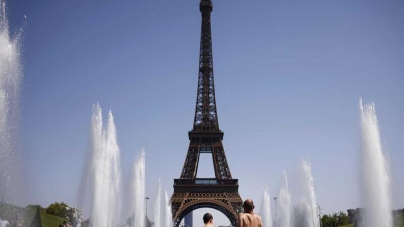 París Ajusta Horarios de Atracciones por Ola de Calor Extrema