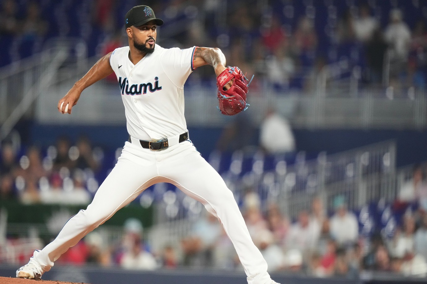 Los Marlins Exploran Traspaso del Estelar Sandy Alcántara