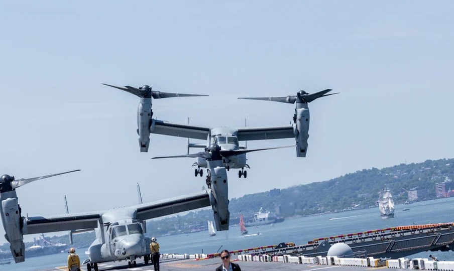 Nueva York Conmemora 250 Años de Independencia con Desfile Naval y Aéreo Espectacular