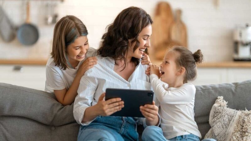Casi la Mitad de los Hogares Dominicanos Liderados por Mujeres
