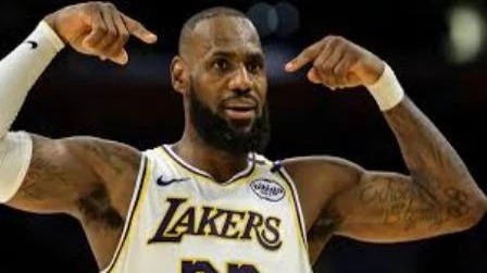 LeBron James Mantiene en Suspenso su Futuro en la NBA