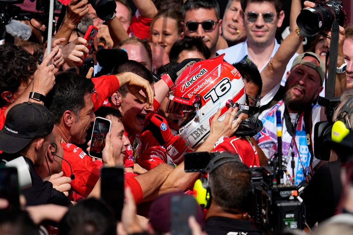 Leclerc Rompe Sequía de Victorias en el Gran Premio de Gran Bretaña