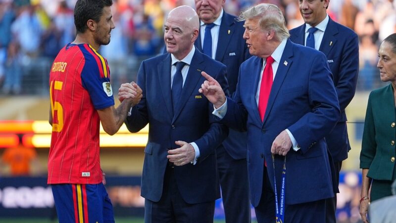 Javier Tebas pide la dimisión de Infantino por cambios en el fútbol internacional