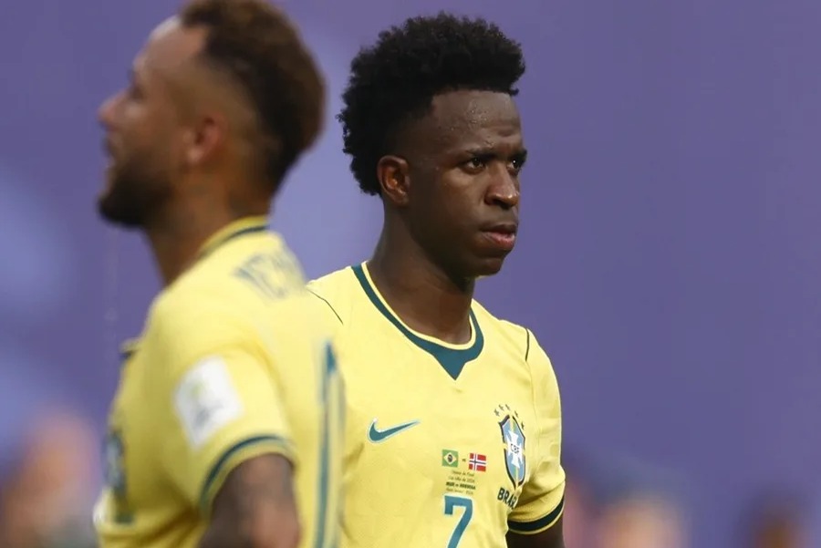 Vinícius Junior Expresa Frustración y Pide Perdón por la Actuación de Brasil en el Mundial
