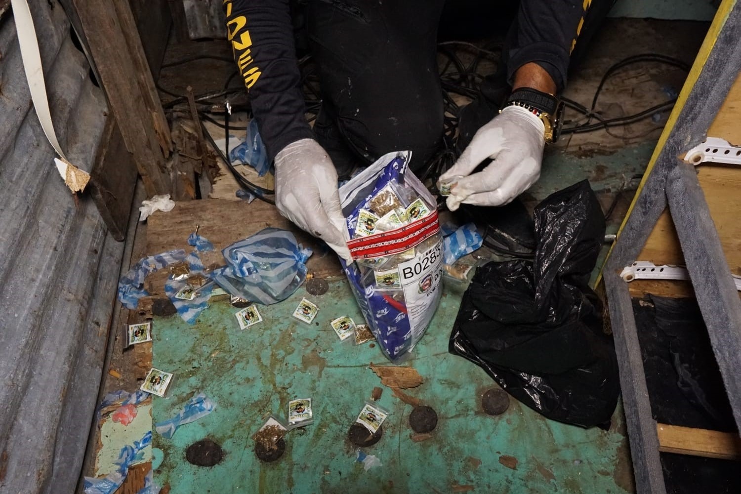 Operativo Antidrogas en Santo Domingo Norte: 20 Detenidos y Más de 9,000 Gramos de Drogas Incautadas