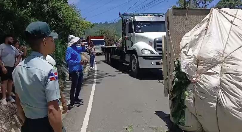 Impactante Colisión en Constanza Deja Dos Heridos