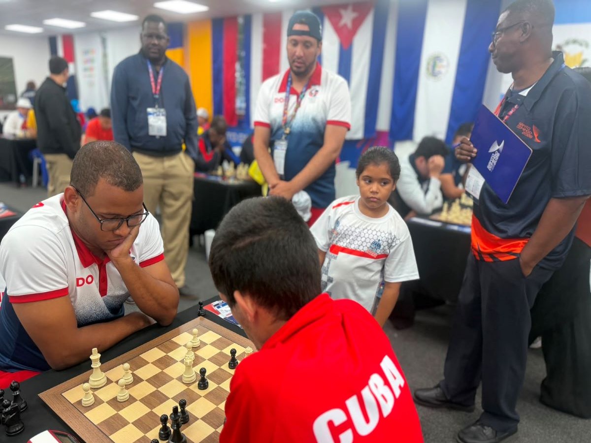 Josué Araujo Conquista el Primer Oro en Ajedrez para República Dominicana