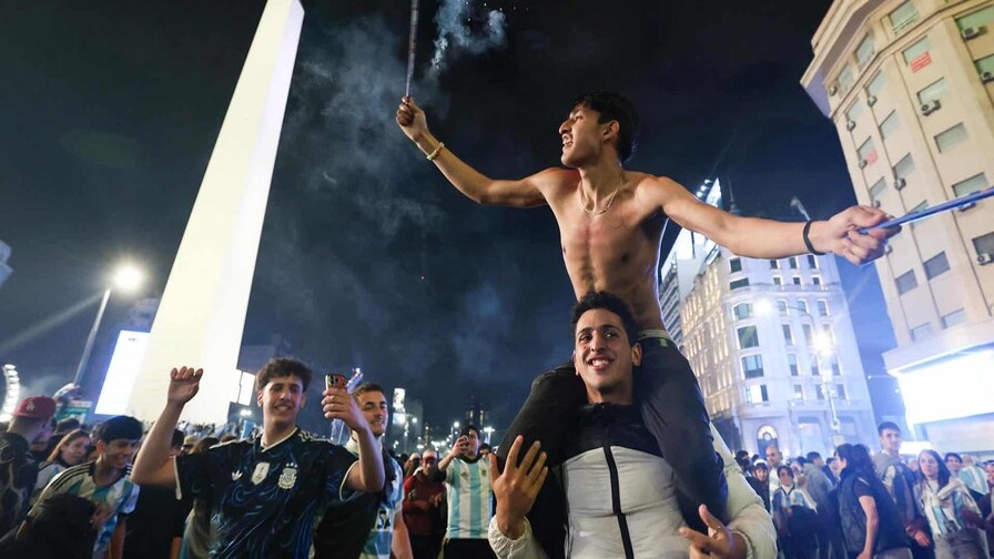 Argentina Celebra con Euforia su Paso a la Final Mundialista