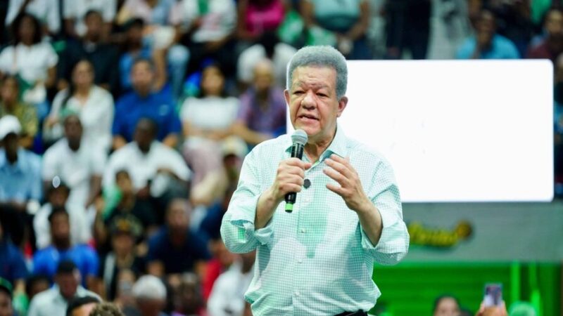 Leonel Fernández Critica Reforma Policial tras Muerte de Joven en Santo Domingo Oeste