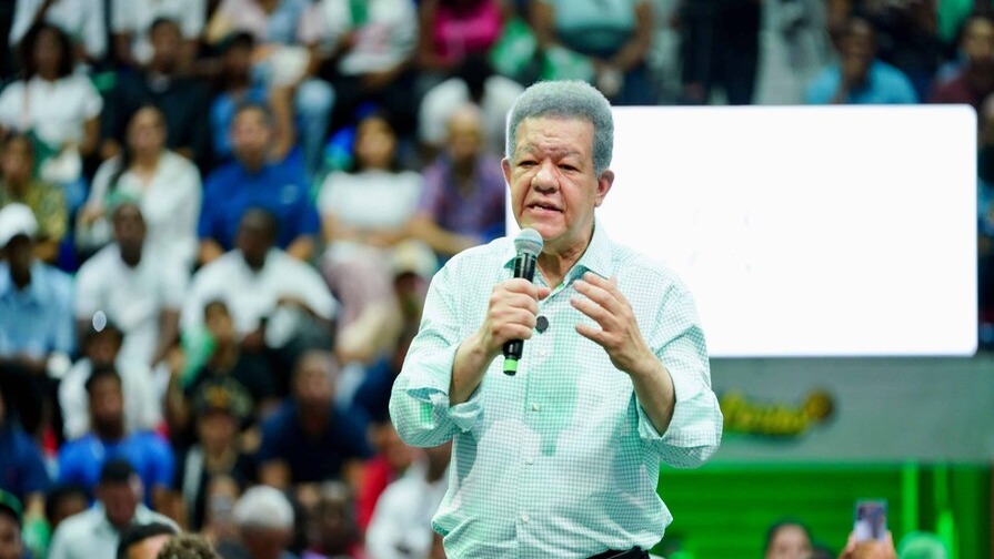 Leonel Fernández Critica Reforma Policial tras Muerte de Joven en Santo Domingo Oeste