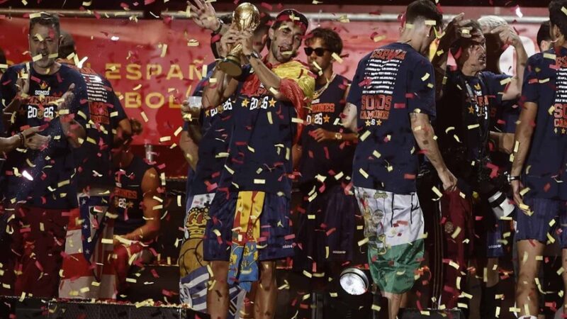 España Celebra su Segundo Mundial con Multitudinaria Fiesta en Madrid