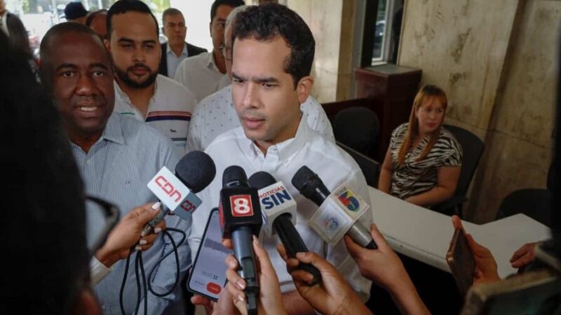 Omar Fernández Cuestiona Efectividad de la Reforma Policial