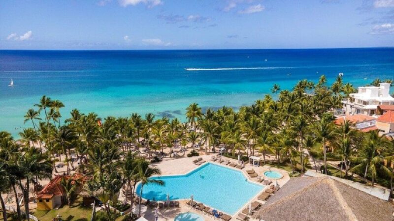 Reapertura del Viva Dominicus Beach: Un Símbolo de Resiliencia Turística