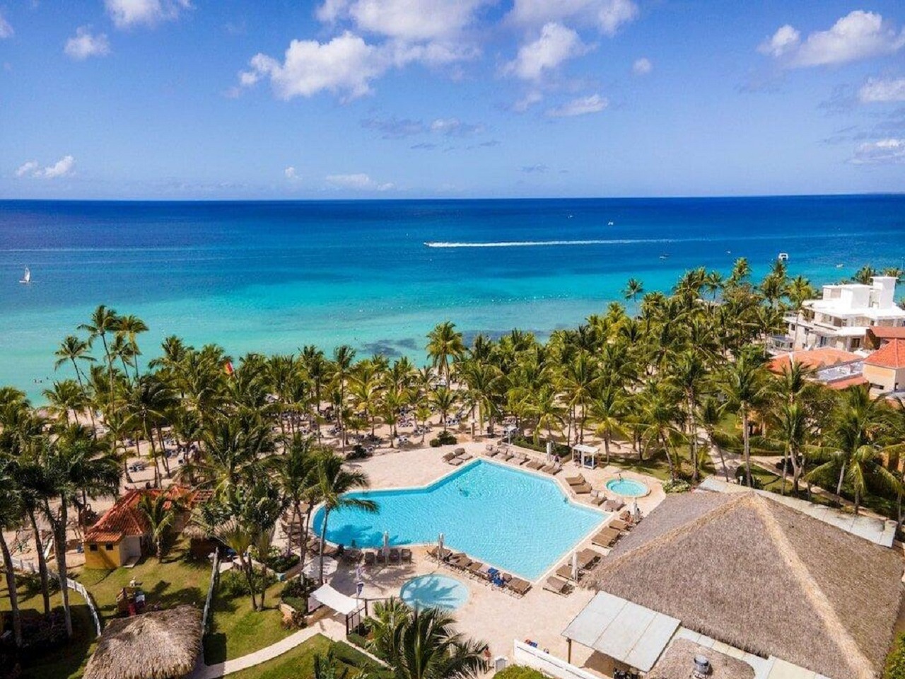 Reapertura del Viva Dominicus Beach: Un Símbolo de Resiliencia Turística