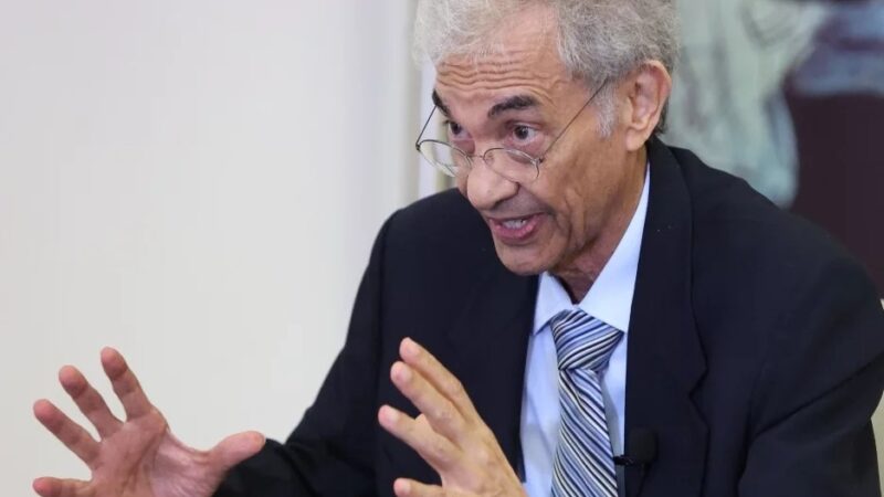 Andeclip Evaluará Suspensión de Servicios a ARS por Tarifas Insuficientes