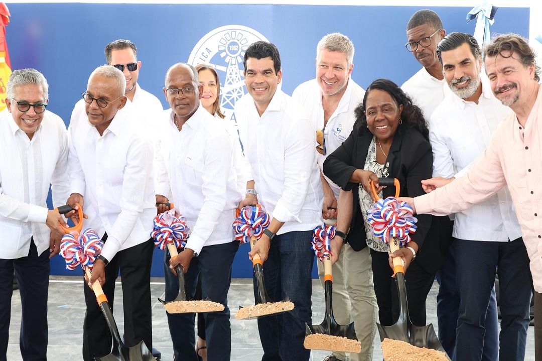 Inicia Construcción del Alcantarillado Sanitario en Boca Chica para Beneficiar a Miles