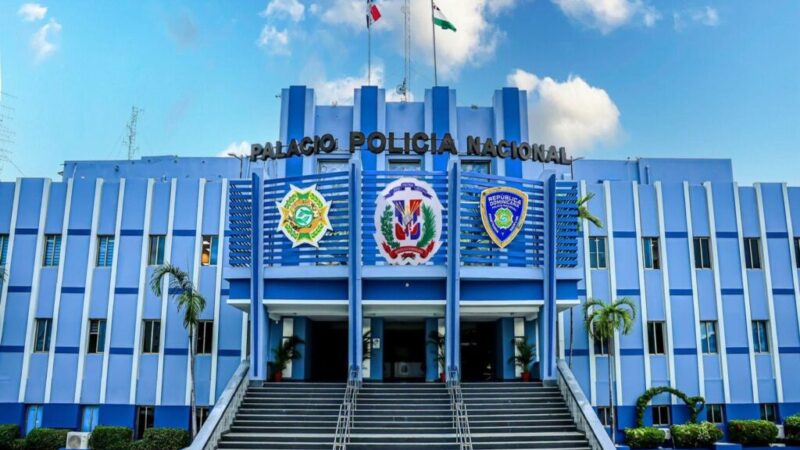 Joven Acusado de Envenenar a Adolescente se Entrega a la Policía Nacional