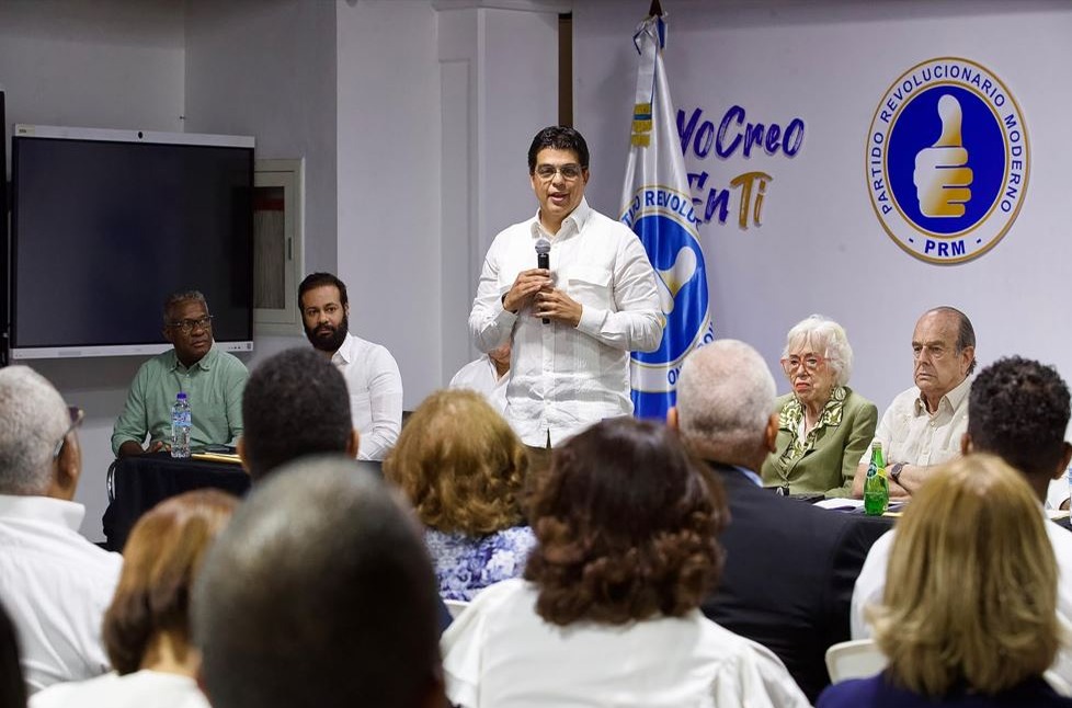 Fellito Suberví es Reelecto como Presidente del PRM en el Distrito Nacional