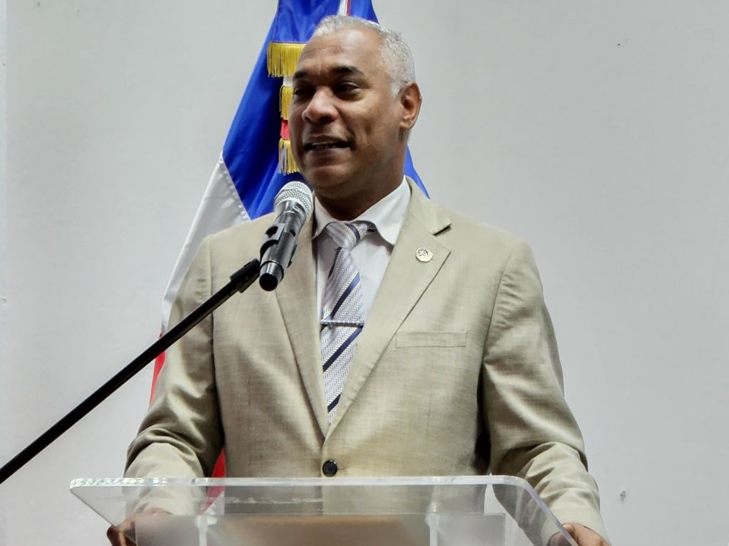 Gerardo Roa Asume Vicerrectoría de Extensión en la UASD