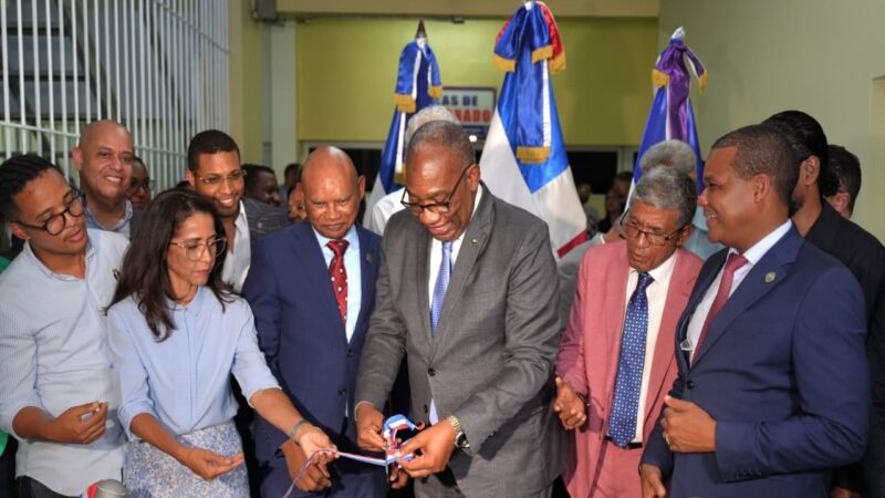 UASD Revoluciona la Enseñanza con Nuevo Laboratorio Multimedia
