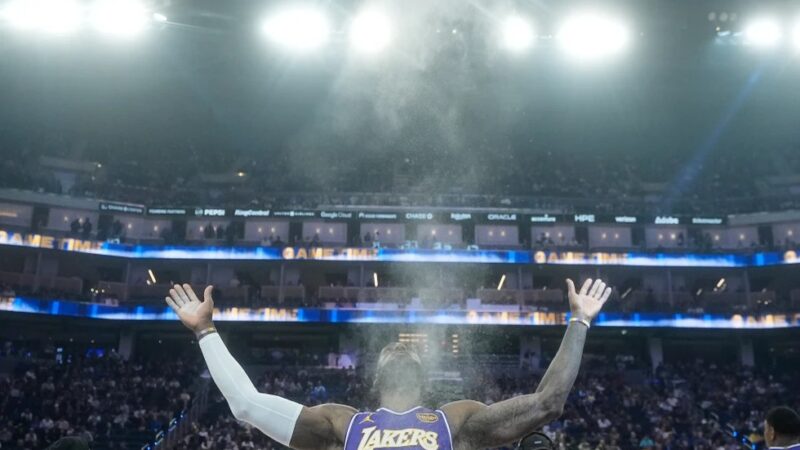 LeBron James Revelará sus Planes Futbolísticos en Próxima Aparición Pública