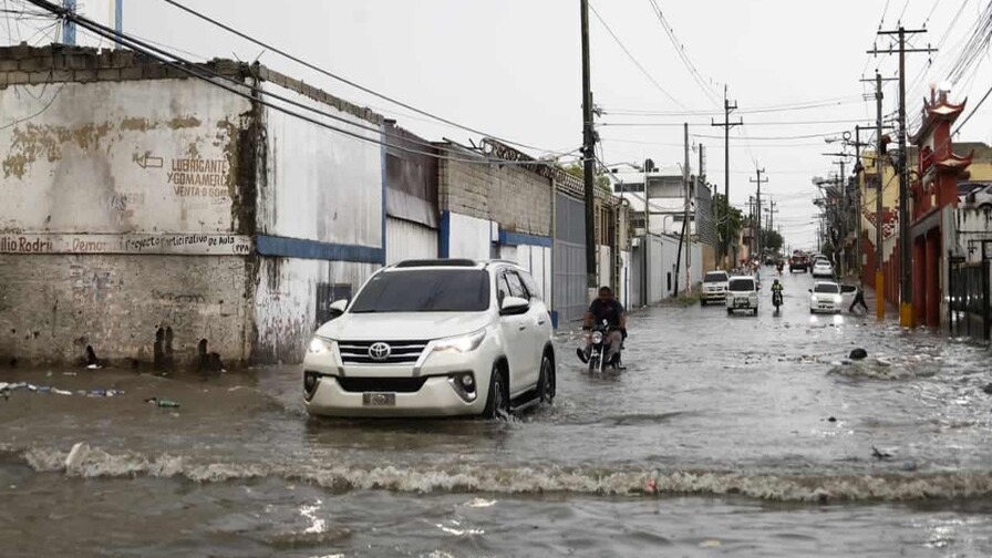 Persisten Lluvias y Calor en el Clima Dominicano