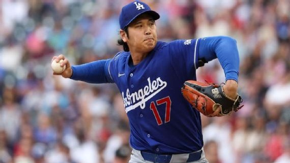 Shohei Ohtani se prepara para lanzar contra Filadelfia tras tratamiento en la rodilla