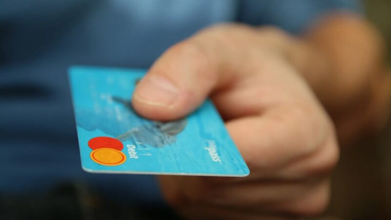 ¿Cargos Desconocidos en tu Tarjeta? Pasos Clave para Protegerte