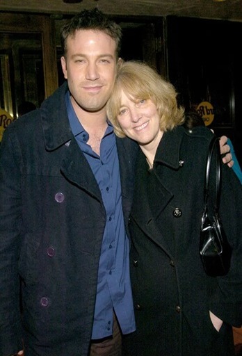 Revelan Causa de Muerte de la Madre de Ben Affleck