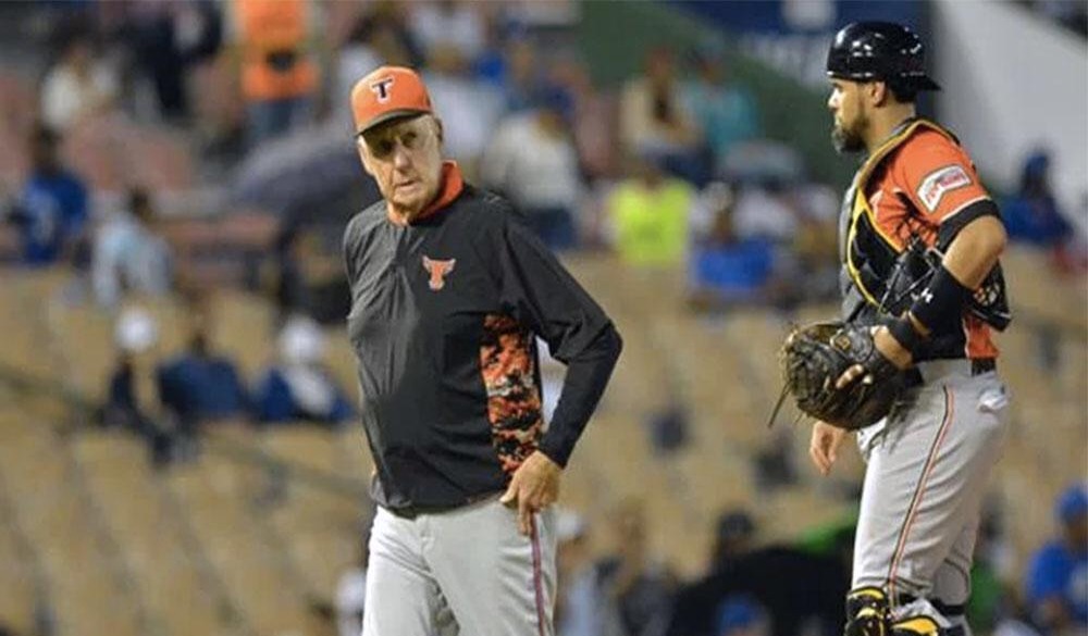 El Béisbol Dominicano Llora la Pérdida del Legendario Phil Reagan