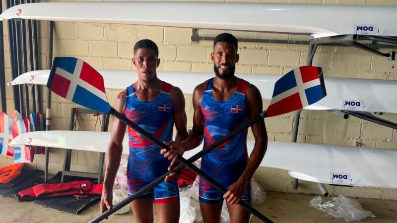 Rodríguez y Vásquez Brillan con Plata en Remo para República Dominicana