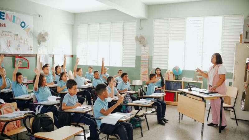 Evaluación Docente Avanza a Nueva Fase Técnica en República Dominicana