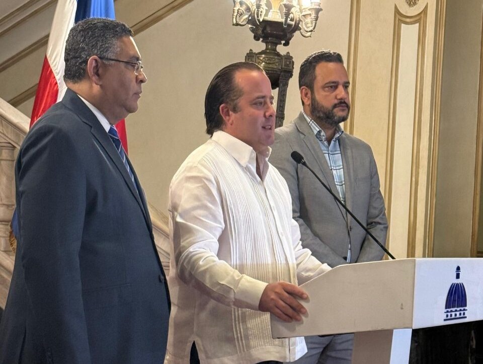Gobierno Dominicano Aprueba Política Presupuestaria para 2027
