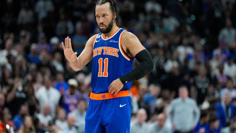 Jalen Brunson se Recupera de Cirugía en la Muñeca Izquierda
