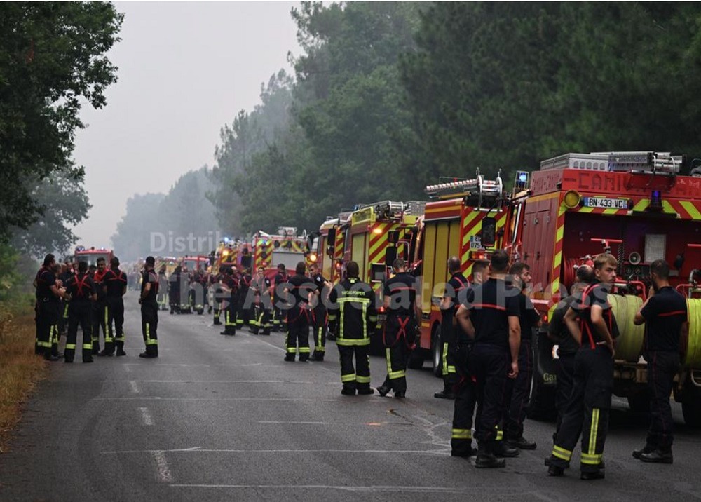 Incendios Forestales Desplazan a Miles en Francia y España
