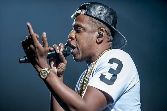 Jay-Z Retrasa Concierto en Yankee Stadium por Medidas de Seguridad