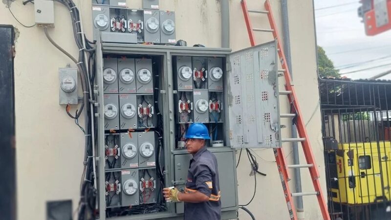 Empresario Condenado por Fraude Eléctrico Deberá Pagar Millonaria Suma