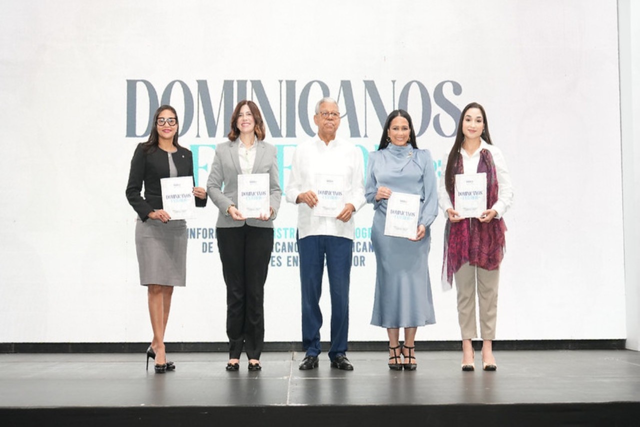 Más de Tres Millones de Dominicanos Residen en el Exterior, Revela Nuevo Informe del INDEX