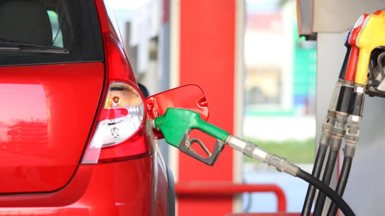 Gobierno Dominicano Congela Precios de Combustibles Esenciales