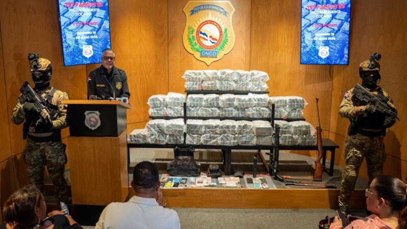 DNCD Confisca 237 Paquetes de Cocaína en Operativo en Santo Domingo