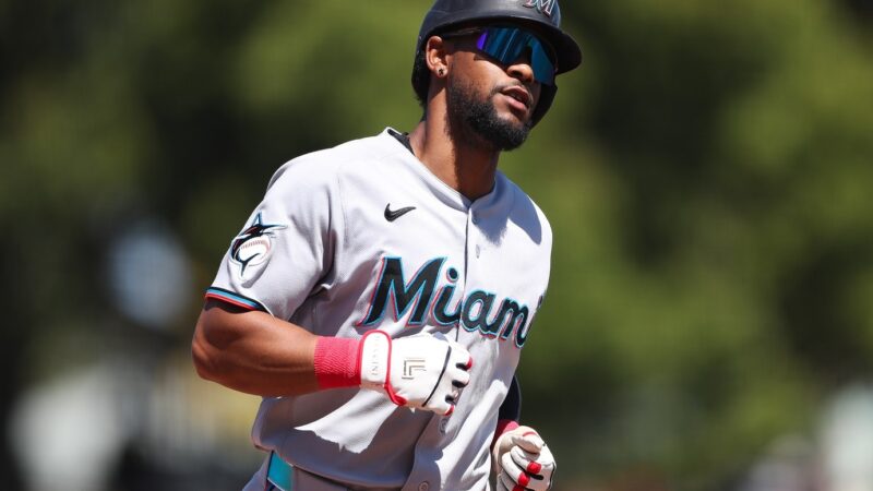 Yordan Álvarez y Otto López: Estrellas de la Semana en Grandes Ligas