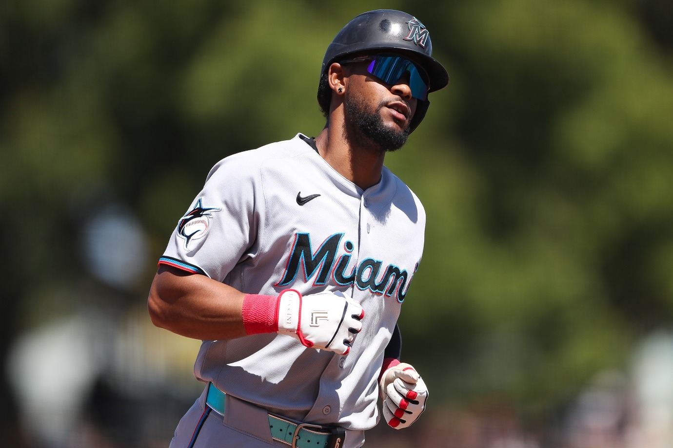 Yordan Álvarez y Otto López: Estrellas de la Semana en Grandes Ligas
