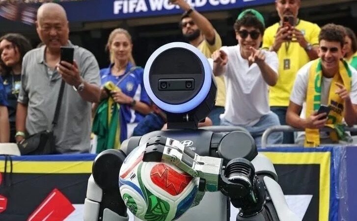 Atlas: El Robot que Revoluciona el Fútbol con Celebraciones Memorables