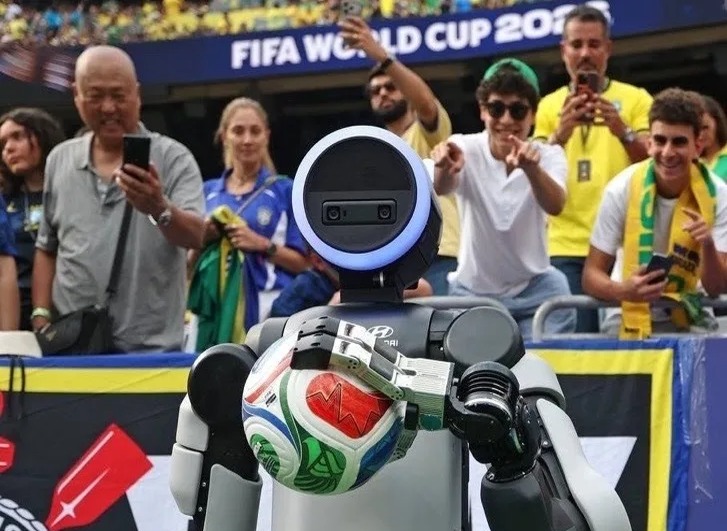 Atlas: El Robot que Revoluciona el Fútbol con Celebraciones Memorables