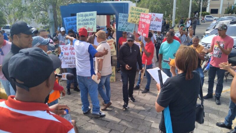 Cacerolazo en Nagua: Comunidades Exigen Agua Potable