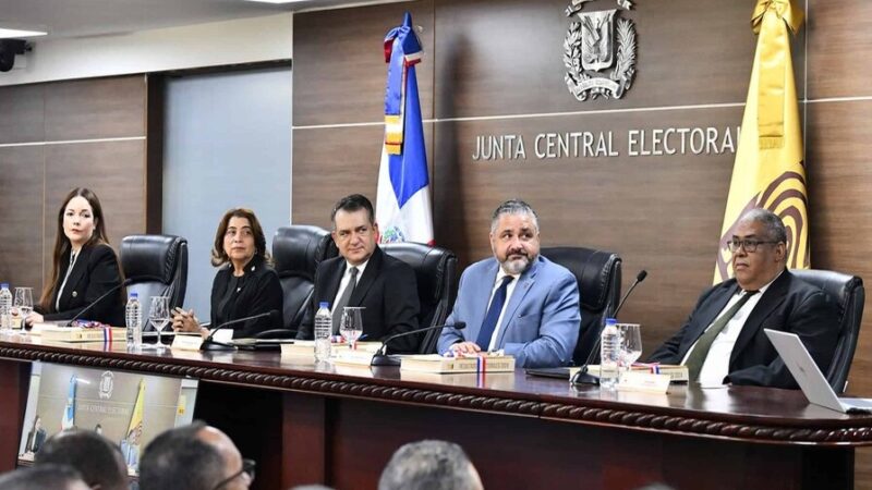 Diario Libre Exige Transparencia a la JCE sobre Viajes al Exterior