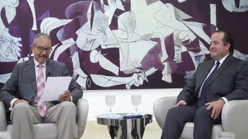 José Ignacio Paliza Aborda Temas Clave en Almuerzo del Grupo Corripio