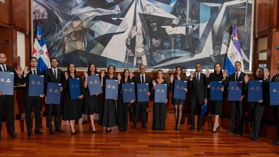 Nuevos Jueces Asumen Compromiso en la Suprema Corte de Justicia