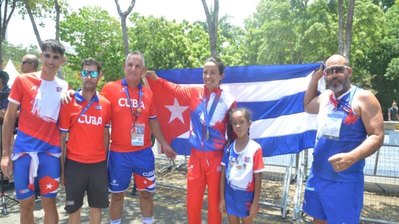 Marlies Mejías Triunfa en Ciclismo Contrarreloj en Santo Domingo